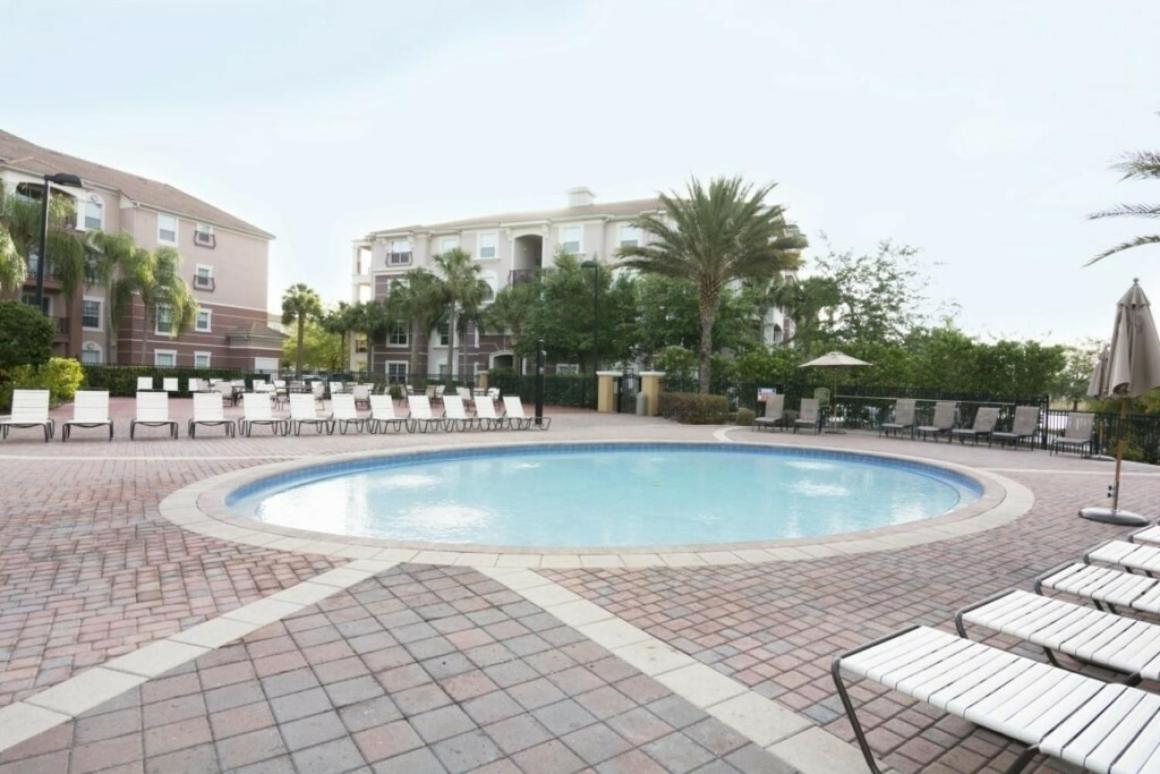 Modern Vacation Apartment With A Lake View At Vista Cay Resort Vc4816 奥兰多 外观 照片
