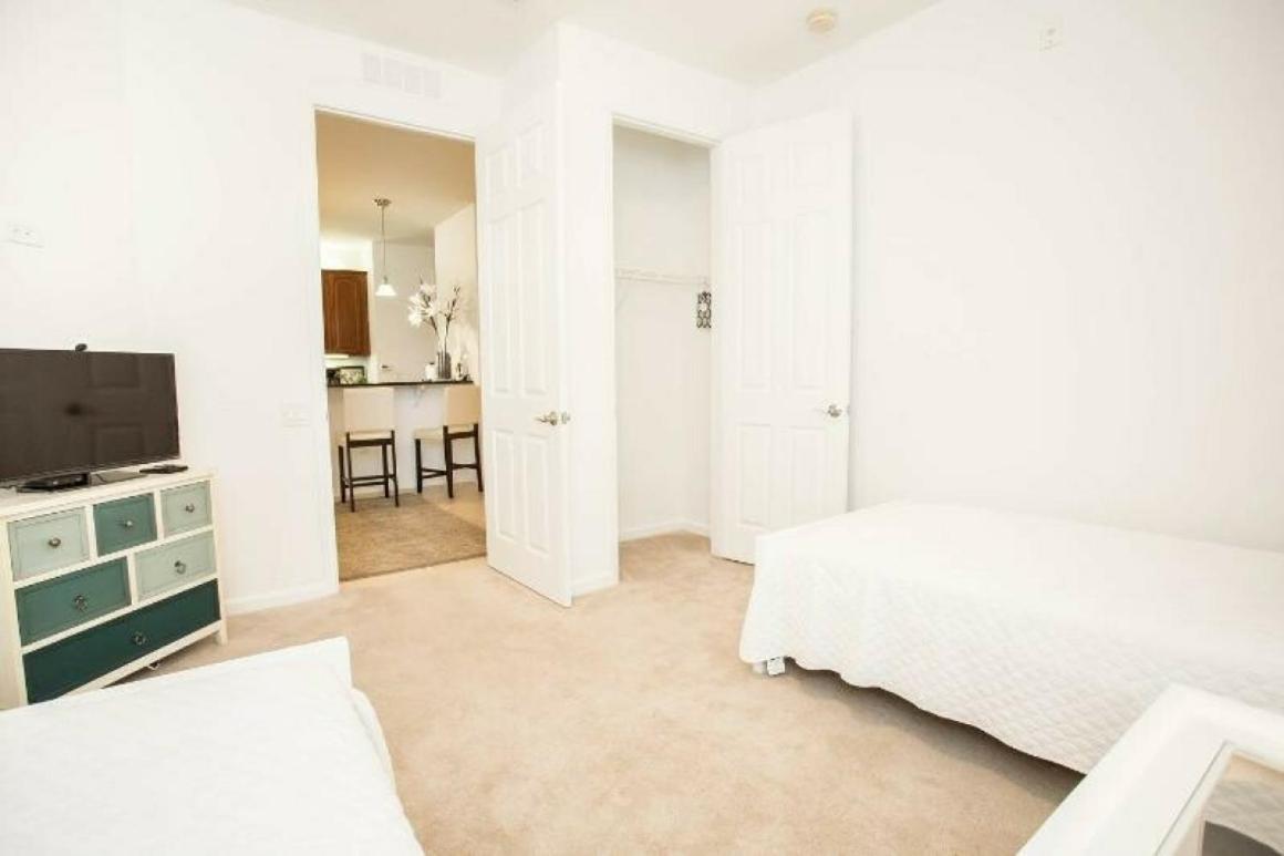 Modern Vacation Apartment With A Lake View At Vista Cay Resort Vc4816 奥兰多 外观 照片